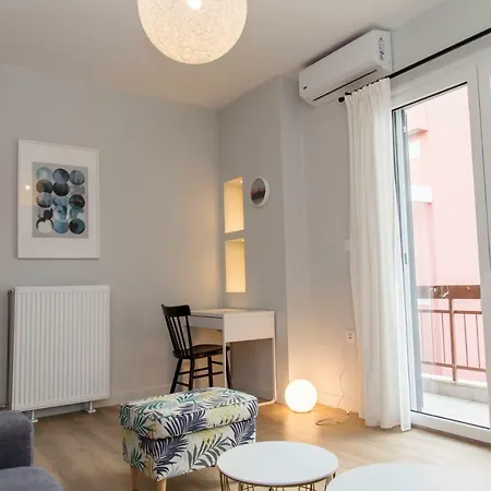 Apartment Gazi Area Close To Metro